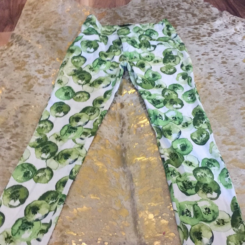 Zara cucumber white pants size small